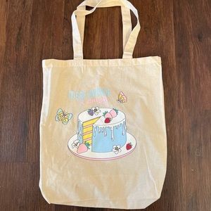 Djerf Avenue x Emi Jay pop up tote